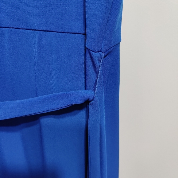 FINAL CALL - New York & Company Dress - Picture 8 of 8